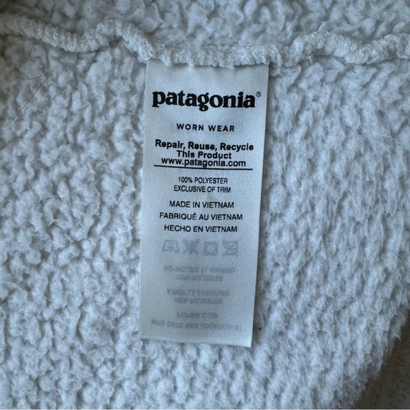 Patagonia 1/4 Zip Womens Fleece - Picture 3 of 5